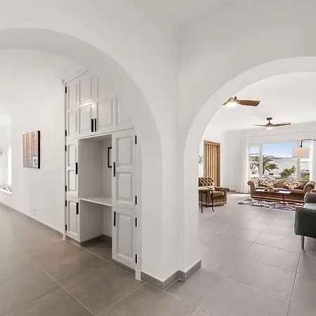 Home2book Alma Atlantica, Casa & Daire Playa Honda (Lanzarote)