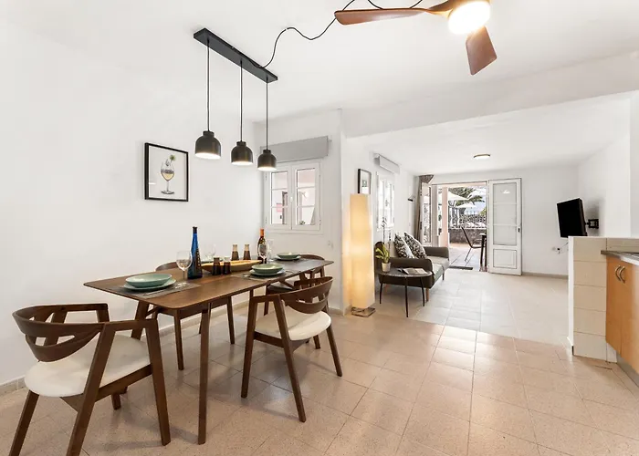 Home2book Alma Atlantica, Casa & *