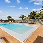 Home2book Alma Atlantica, Casa & Appartement Playa Honda (Lanzarote)