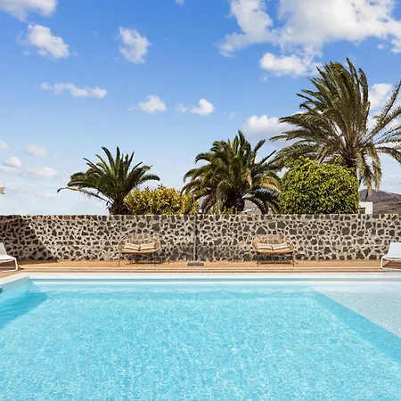 Home2book Alma Atlantica, Casa & Lägenhet Playa Honda (Lanzarote)